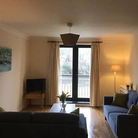 Waterfront Apartment Completely Refurbished ويستبورت المظهر الخارجي الصورة
