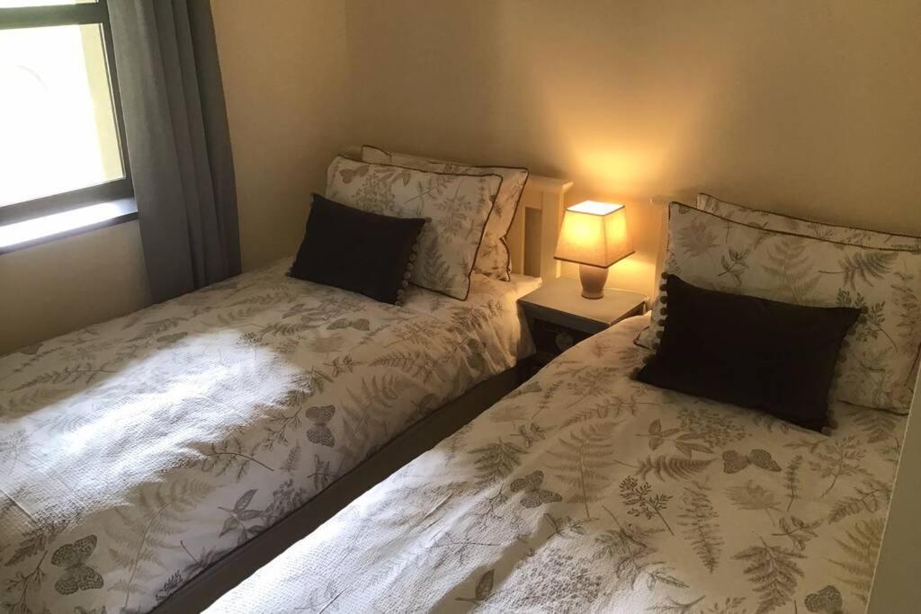 Waterfront Apartment Completely Refurbished ويستبورت المظهر الخارجي الصورة